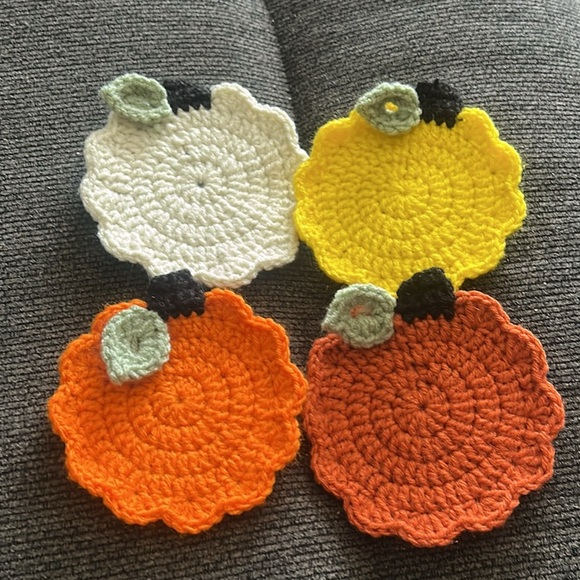 Crochet Pumpkin Coasters Set Of 4 - Picture 1 of 1
